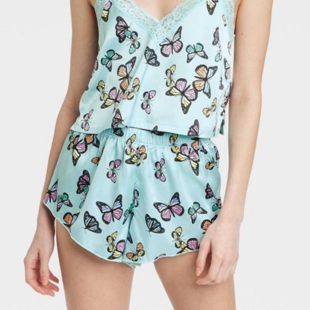 COLSIE butterfly shorts sz L